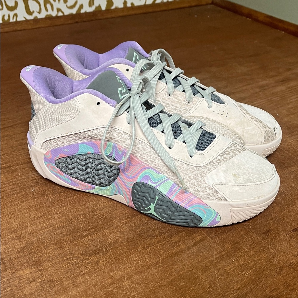 Jordan Tatum 2 basketball shoes boys size 6